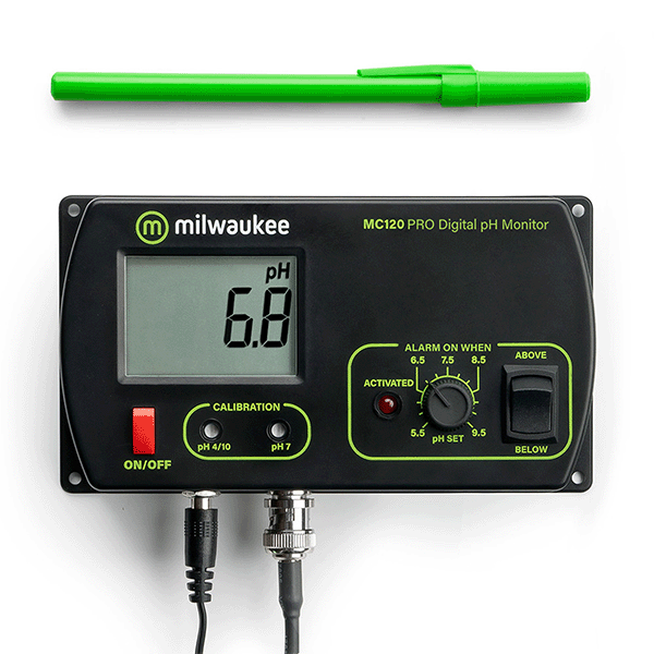 Milwaukee MC120 PRO pH Monitor size comparison