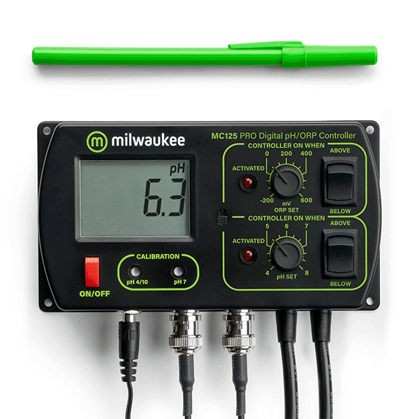 Milwaukee MC125 PRO pH & ORP Controller size comparison